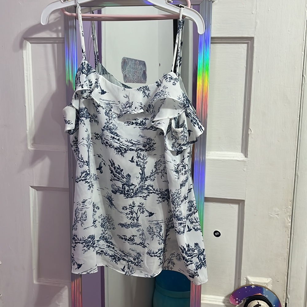 Womens top - Picture 2 of 2